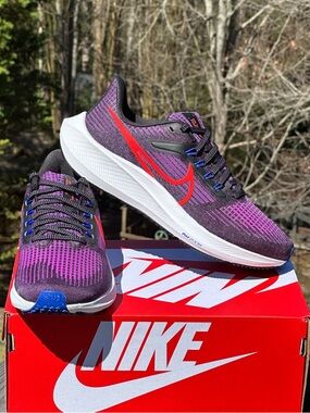 Nike Air Zoom Pegasus Lifestyle Casual Performance Sneaker Womens 8.5 | 9.5 NEW